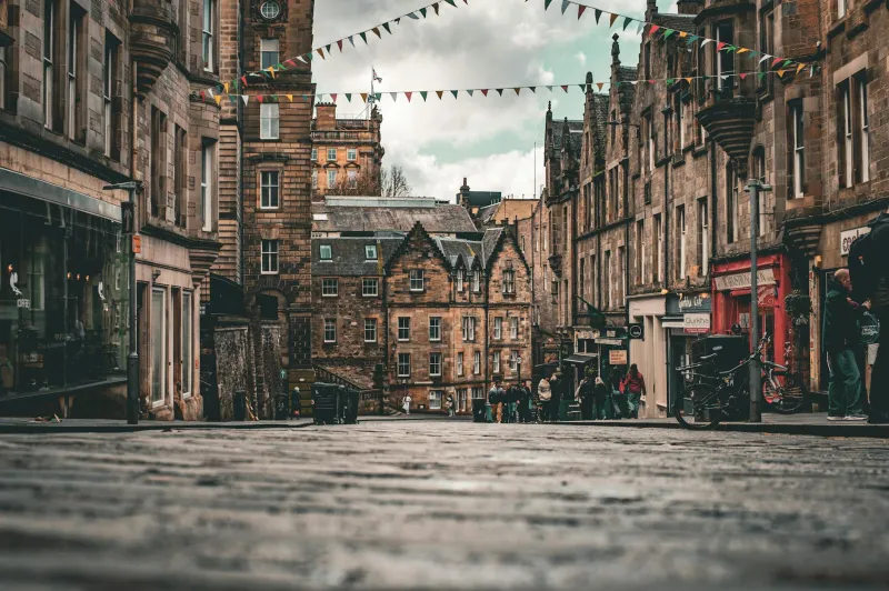 Before Dawn's First Light: The Master Bakers Who Fed Edinburgh's Sleeping Streets